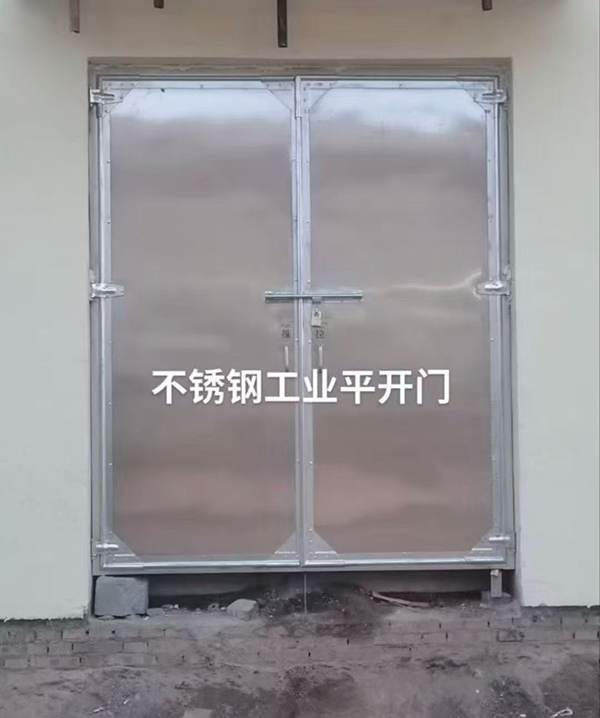 不锈钢千阳工业平开门在现代工业场景中的应用实践
