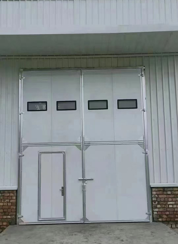 千阳工业门在设备装配车间出入口的实施记录