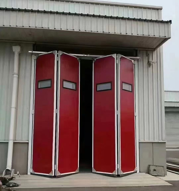 千阳工业折叠门在大型装配车间出入口的应用实例